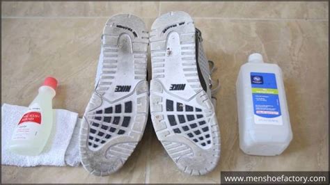 how to clean shoe bottoms.